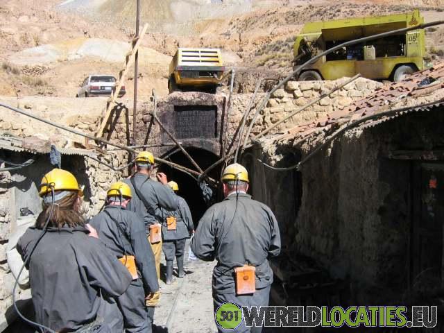Ontzag voor de mijnwerkers van Potosí