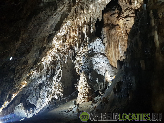 België | De Grotten van Han